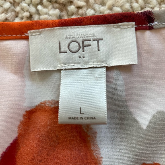 Loft Large Sleeveless Blouse - Lightweight Sassy Red Pattern - Picture 6 of 6